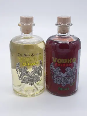 Productfoto Vodka Aardbei Munt & Vodka Citroen Organic 0,50L 2 flessen