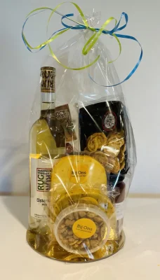 Productfoto Cadeau- kerstpakketten met een heerlijke fles wijn