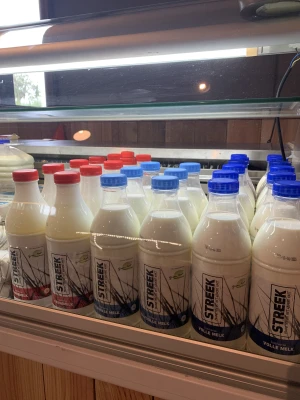 Productfoto Loeiverse …..Volle melk, halfvolle melk, karnemelk en nog veel meer!