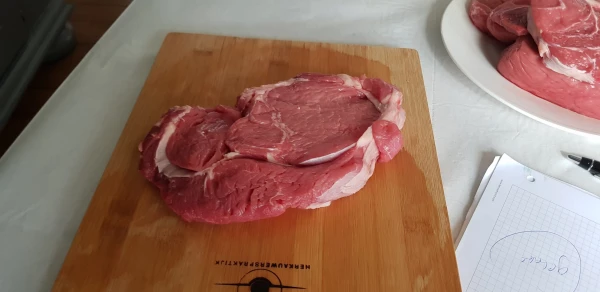 Productfoto Rundvleespakket Naturel (5 en 8 kg, zonder kruiden en marinades), 5000