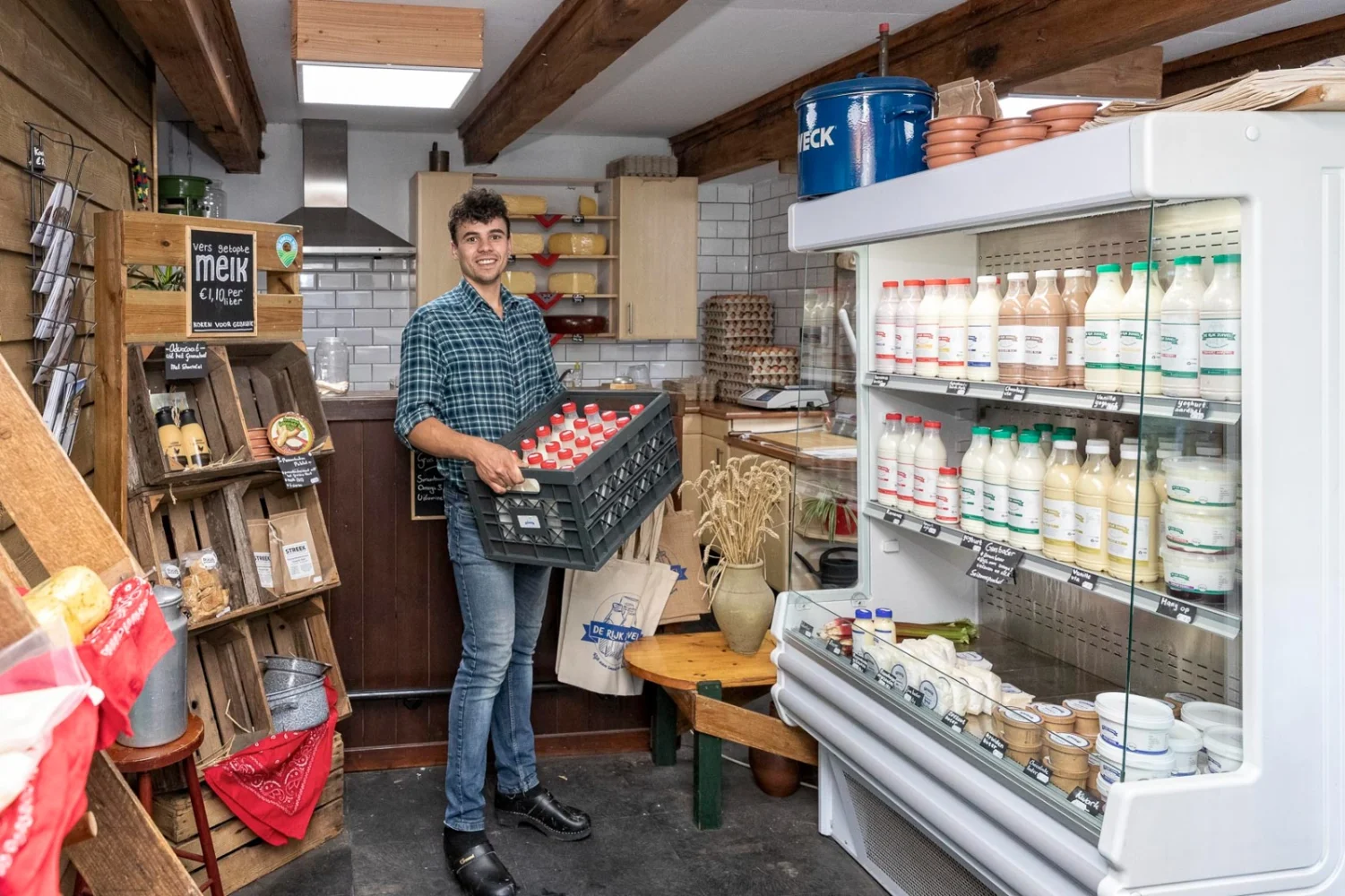 De Rijk Zuivel - Boerderijwinkel en Boerderij in Alphen aan den Rijn