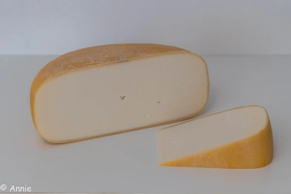 Productfoto Geitenkaas Jong ( 175-225 gram)