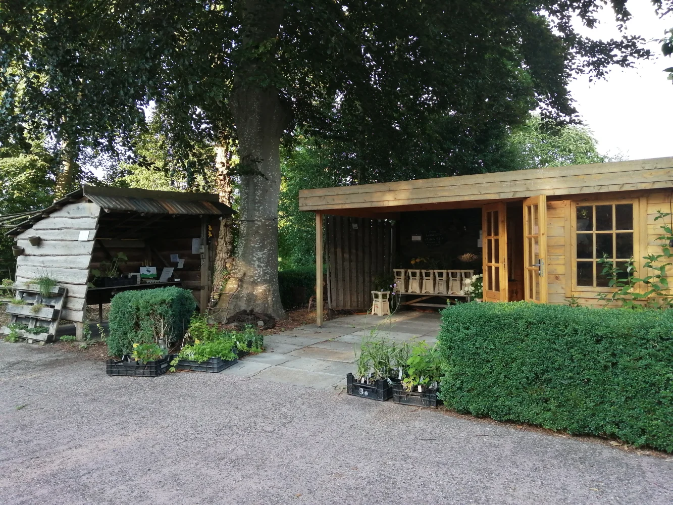 Het Stalletje Stieltjeskanaal Stalletje en Kwekerij in Stieltjeskanaal