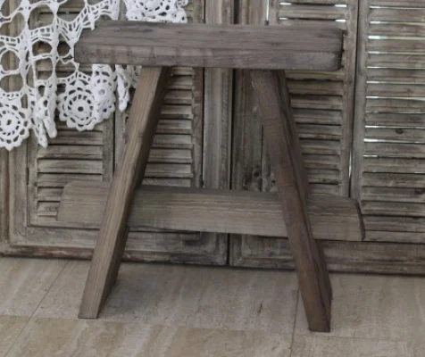 Productfoto Houten krukje - bijzettafel