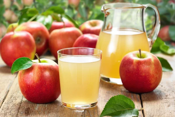 Productfoto Fles appelsap van eigen geteelde appels