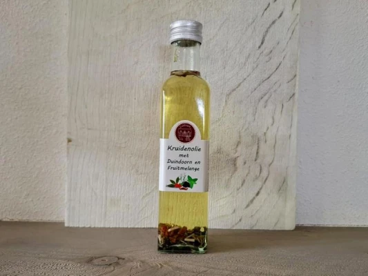 Productfoto Kruidenolie Duindoorn en Fruitmelange van Zuidvork