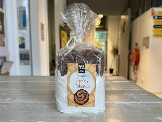 Productfoto Zeeuwse Bolus Cakemix van Leuk Zeeuws