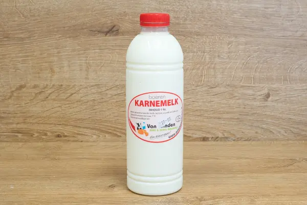 Productfoto Plastic fles karnemelk