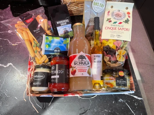 Productfoto Cadeaupakket streekproducten