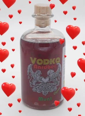 Productfoto Vodka Aardbei Munt Organic 0,50L