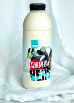 Productfoto Karnemelk van de boerderij